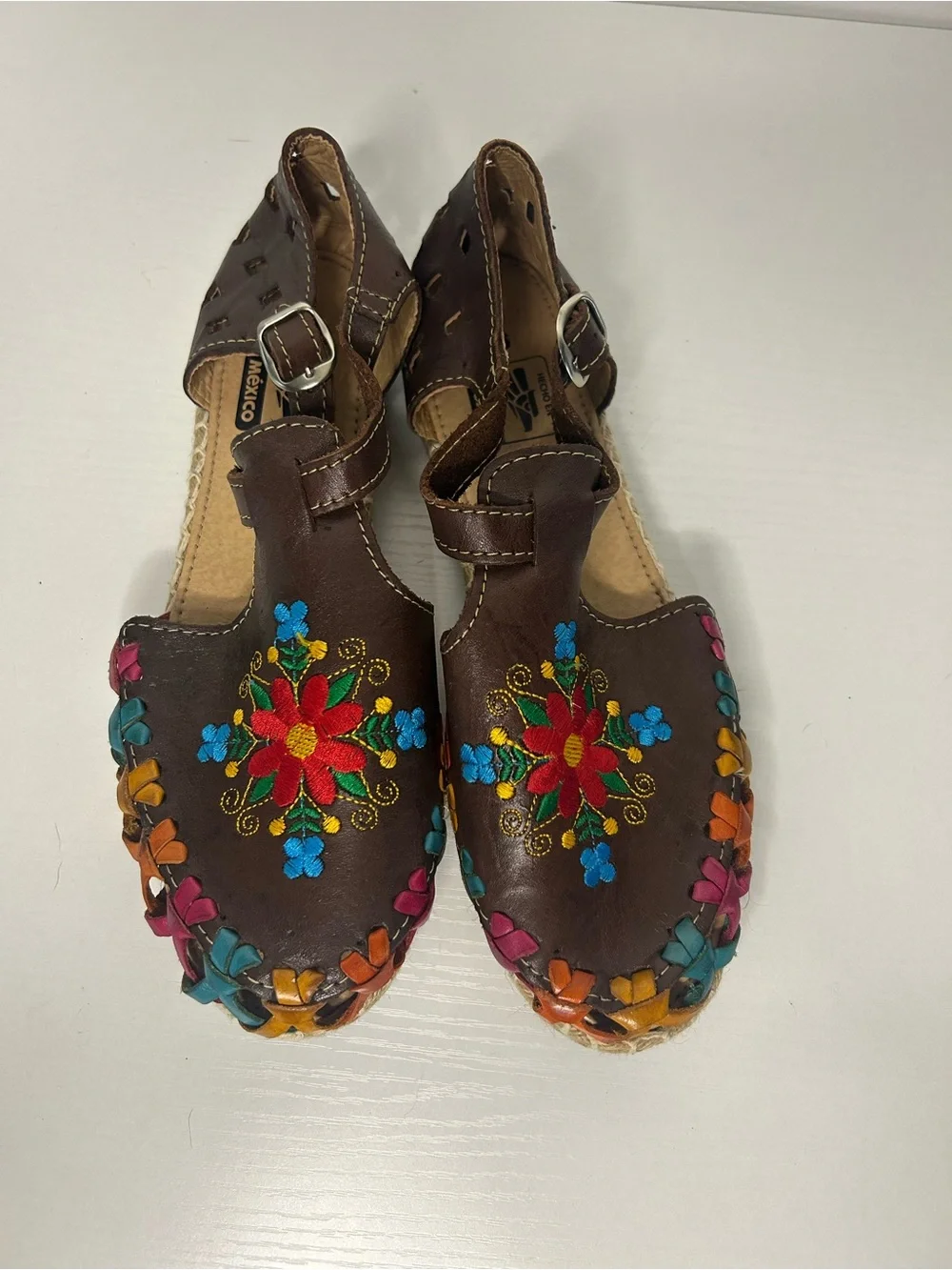 Authentic Mexican floral embroidered hurache